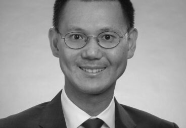 Dr-Kevin-Kuo--greyscale Dr-Kevin-Kuo--greyscale